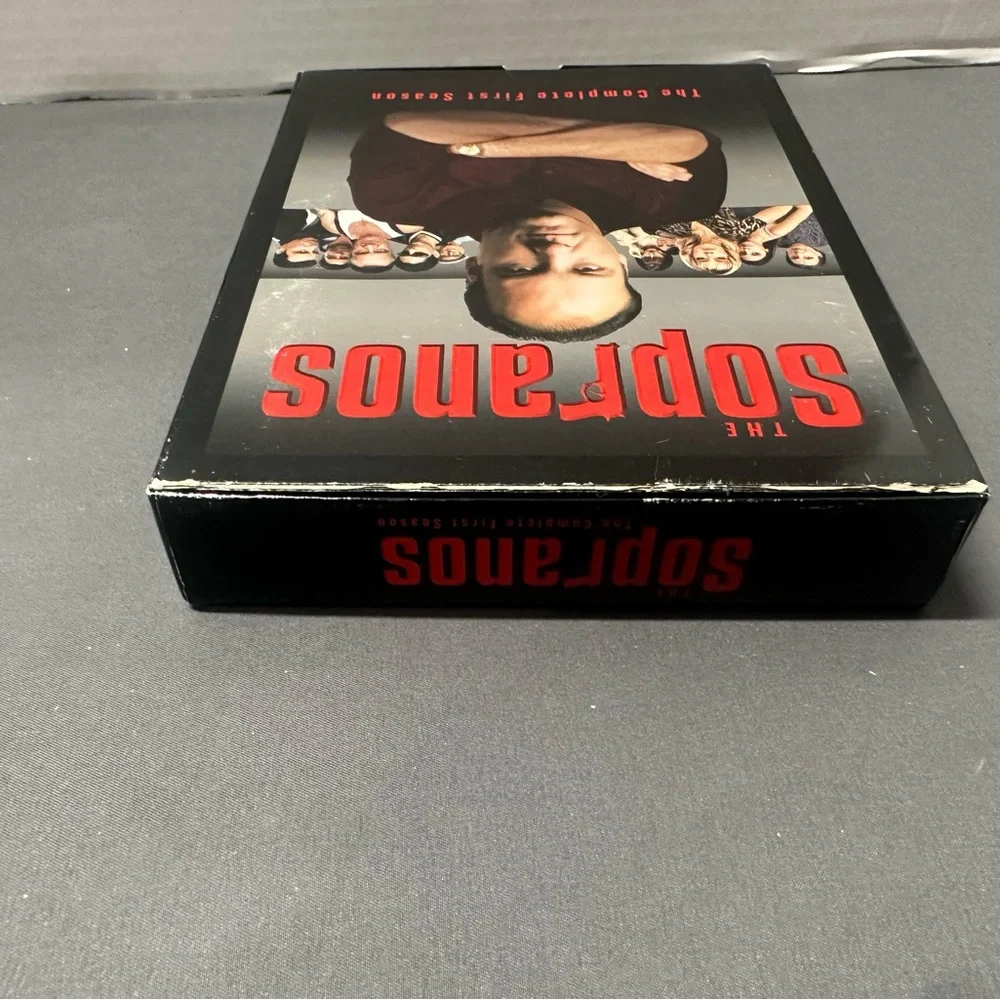 The Sopranos - The Complete First Season (DVD, 2000, 4-Disc Set, DVD Collection) - Picture 11 of 11
